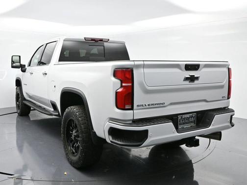 2025 Chevrolet Silverado 3500 LTZ