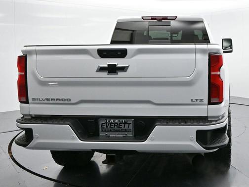 2025 Chevrolet Silverado 3500 LTZ