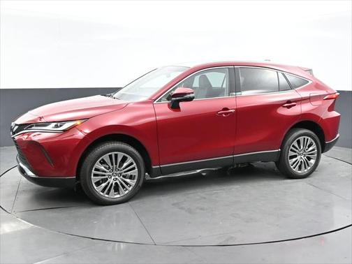 2024 Toyota Venza LE