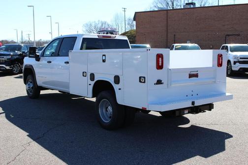 2026 GMC Sierra 3500 Base