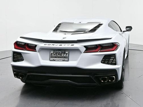 2024 Chevrolet Corvette Stingray w/2LT