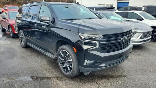 2024 Chevrolet Suburban RST
