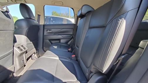 2020 Mitsubishi Outlander SEL
