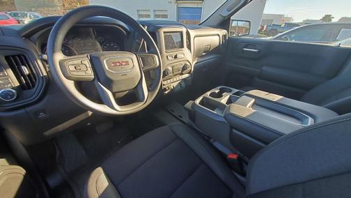 2025 GMC Sierra 1500 Pro