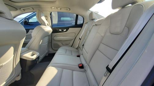 2025 Volvo S60 B5 Plus