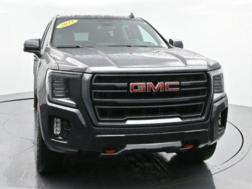 2023 GMC Yukon XL 4WD AT4