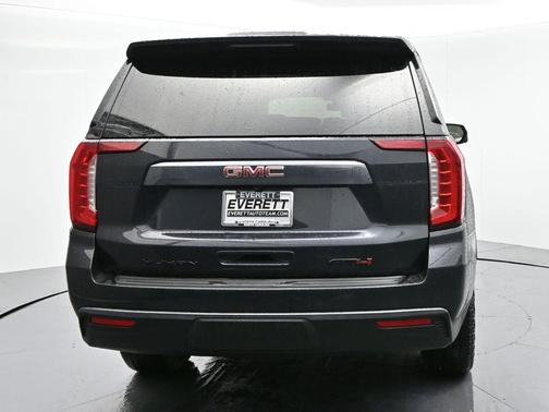 2023 GMC Yukon XL 4WD AT4