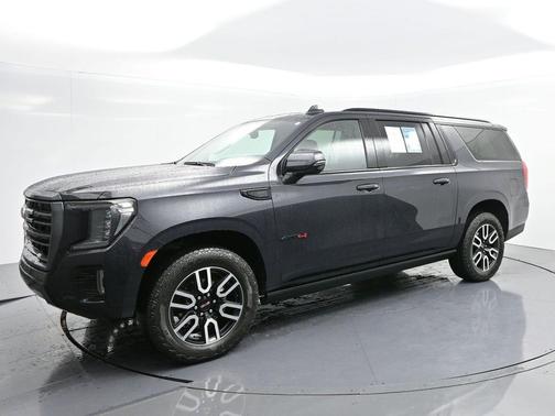 2023 GMC Yukon XL 4WD AT4