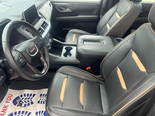 2023 GMC Yukon XL 4WD AT4