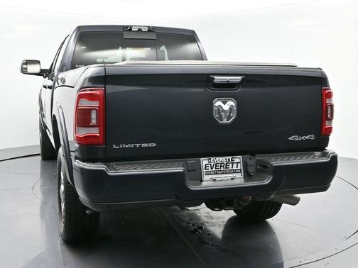 2021 RAM 3500 Limited Crew Cab 4x4 6'4' Box