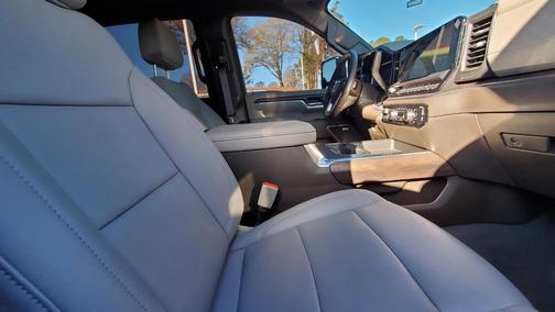 2025 GMC Sierra 2500 SLT