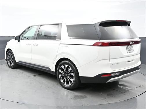 2023 Kia Carnival EX