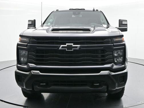 2024 Chevrolet Silverado 2500 Custom