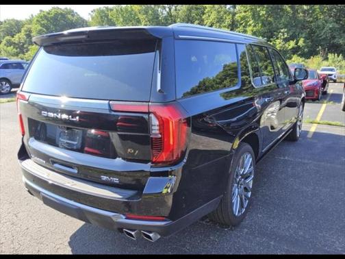 2025 GMC Yukon XL Denali Ultimate
