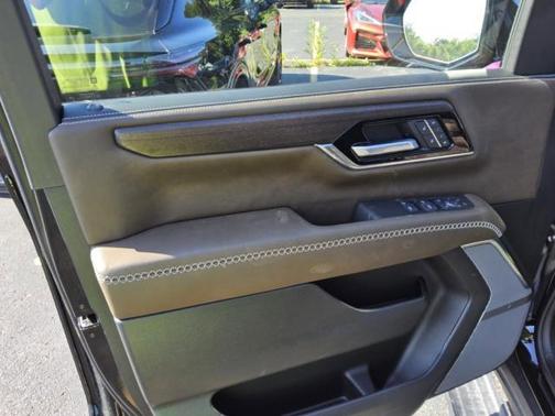 2025 GMC Yukon XL Denali Ultimate