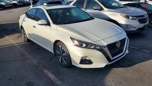 2022 Nissan Altima 2.5 SL