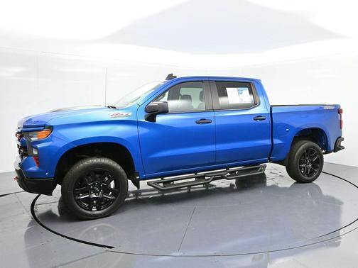2022 Chevrolet Silverado 1500 Custom Trail Boss