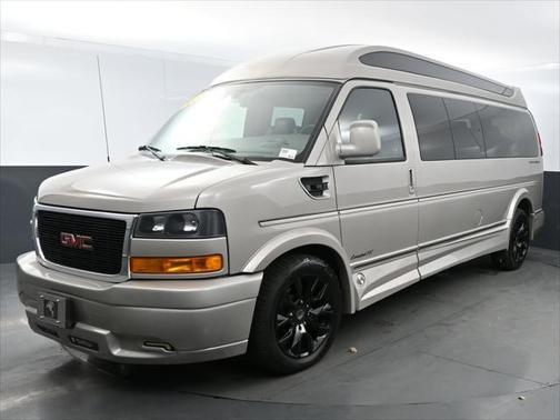 2022 GMC Savana 2500 Work Van