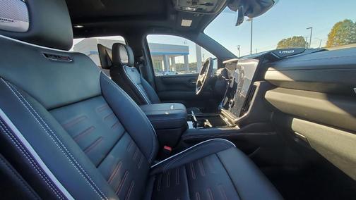 2025 GMC Yukon XL 4WD AT4 Ultimate