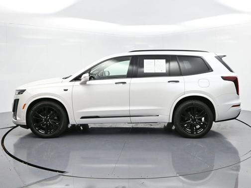 2024 Cadillac XT6 Premium Luxury FWD