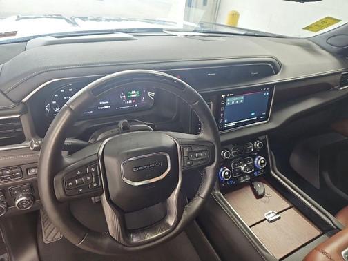 2024 GMC Yukon Denali Ultimate