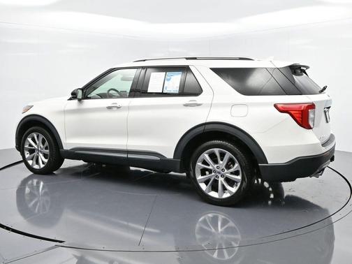 2022 Ford Explorer Platinum