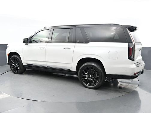 2024 Cadillac Escalade ESV Sport Platinum
