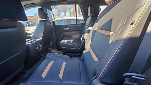 2021 GMC Yukon 4WD AT4