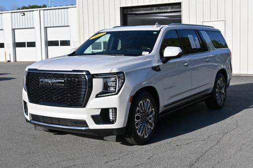 2023 GMC Yukon XL Denali Ultimate