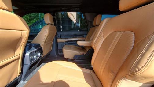 2022 Ford Expedition Max Platinum