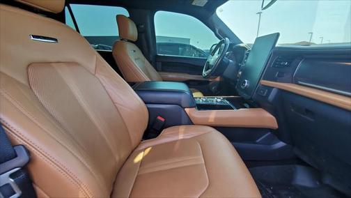 2022 Ford Expedition Max Platinum