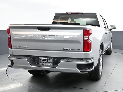 2022 Chevrolet Silverado 1500 Custom