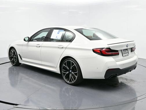 2023 BMW 540 i