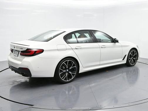 2023 BMW 540 i