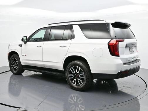 2024 GMC Yukon 4WD AT4