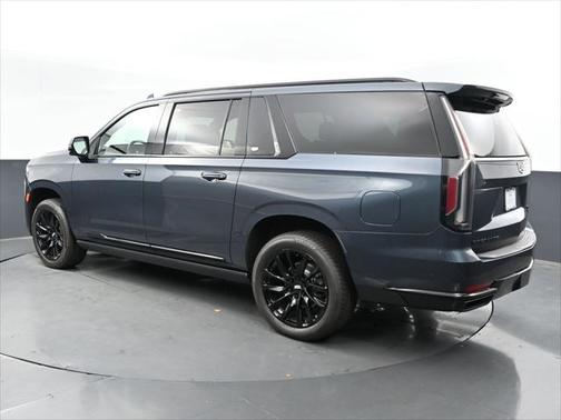 2021 Cadillac Escalade ESV Sport Platinum