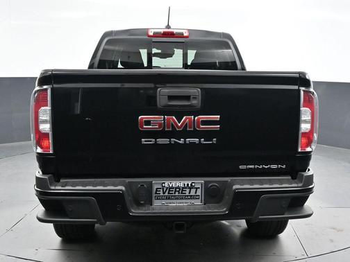 2022 GMC Canyon Denali