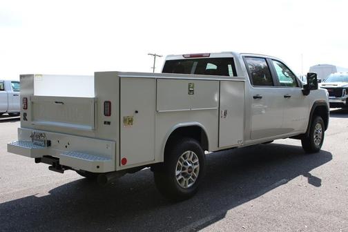 2025 GMC Sierra 2500 Base