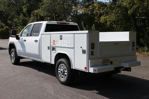 2025 GMC Sierra 2500 Base