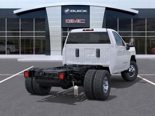 2025 GMC Sierra 3500 SLE