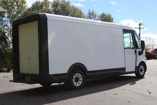 2025 Chevrolet BrightDrop 600 eAWD 600