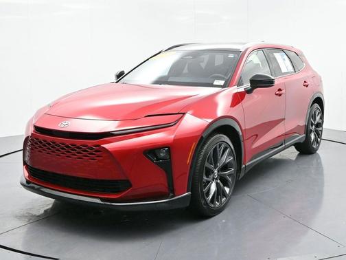 2025 Toyota Crown Signia Limited