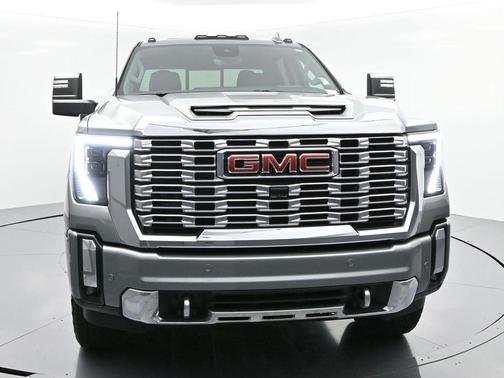 2024 GMC Sierra 2500 Denali