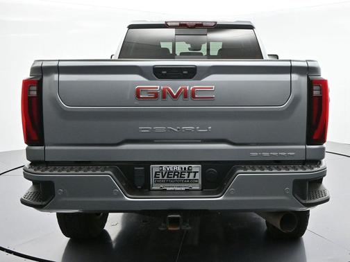 2024 GMC Sierra 2500 Denali