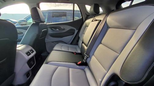 Summit White 2024 GMC Terrain SLT