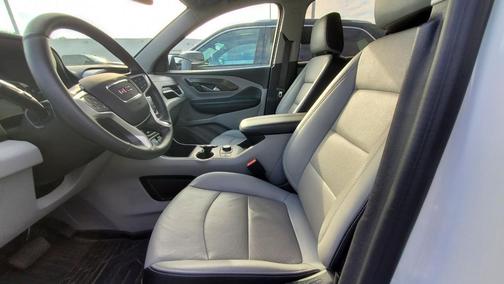 Summit White 2024 GMC Terrain SLT