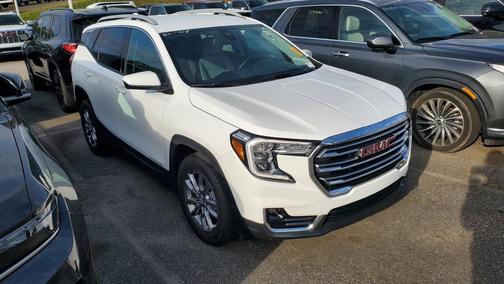 Summit White 2024 GMC Terrain SLT