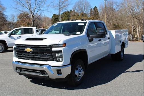 2025 Chevrolet Silverado 3500 WT