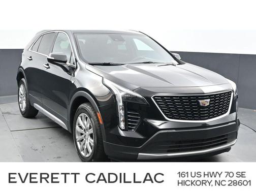 2022 Cadillac XT4 Premium Luxury