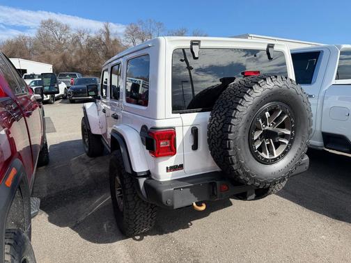 2024 Jeep Wrangler Rubicon 392